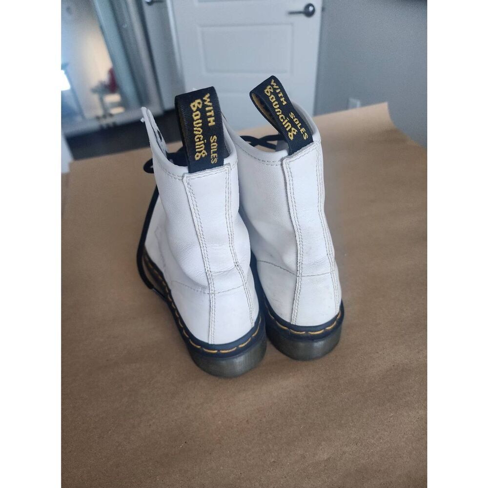 Dr. Martens White Patent Leather Lace Up Boots Women Sz 7 - Picture 5 of 7